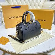 Louis Vuitton LV Speedy Bandoulière 20 M58953 Black Size 20.5 x 13.5 x 12 cm - 6