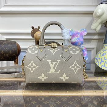 Louis Vuitton LV Speedy Bandoulière 20 M46575 Gray Silkscreen Size 20.5 x 13.5 x 12 cm