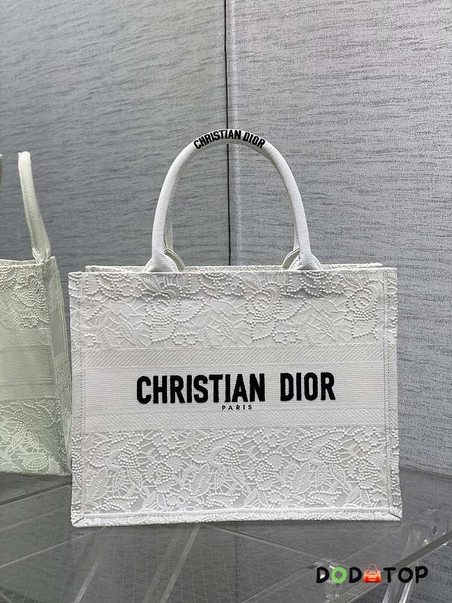 Dior Book Tote Medium White Flower Size 36 x 18 x 28 cm - 1