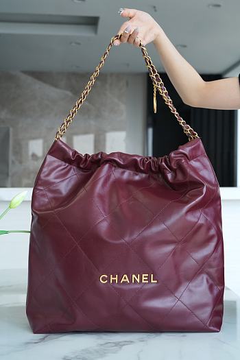 Chanel 22 Bag Red Gold Buckle Size 48 x 45 x 10 cm