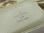 Louis Vuitton LV Twist Mini Handbag M46537 White Size 16.5 x 19 x 8.5 cm - 2