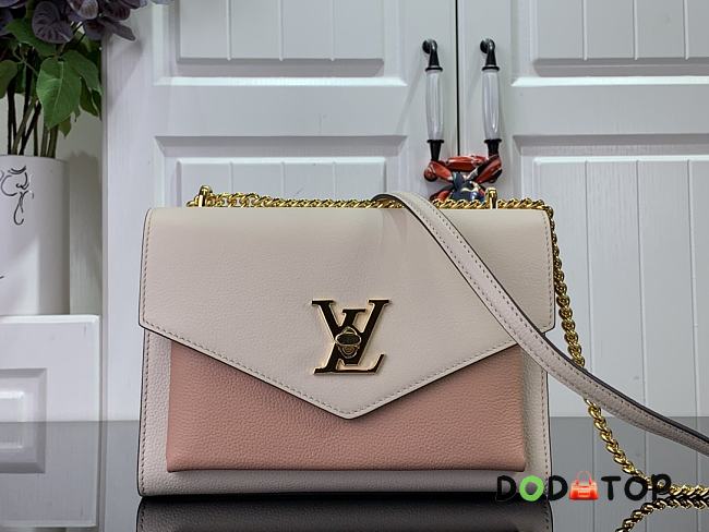 Louis Vuitton LV M22190 MyLockMe Chain Bag Size 22.5 x 17 x 5.5 cm - 1