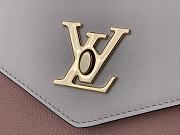 Louis Vuitton LV M22190 MyLockMe Chain Bag Size 22.5 x 17 x 5.5 cm - 4