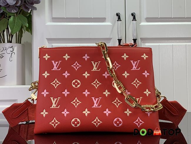 Louis Vuitton LV Coussin Small Handbag M22398 Size 26 x 20 x 12 cm - 1