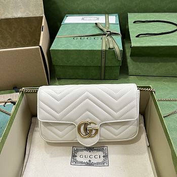 Gucci Marmont Chain Bag White Size 21 x 12 x 5 cm