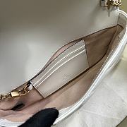 Gucci Marmont Chain Bag White Size 21 x 12 x 5 cm - 3
