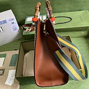  Gucci Diana Medium Rattan Woven Tote Bag Size 35 x 30 x 14 cm - 6