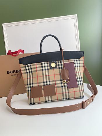 Burberry Society Top Handle Bag Black Size 36 x 29 x 28 cm