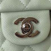 Chanel Flap Bag A01112 Caviar Light Green Size 15.5 x 25.5 x 6.5 cm - 2