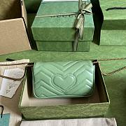 Gucci GG Marmont Chain Macaron Light Green Size 16.5 x 10.2 x 5.1 cm - 2