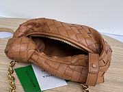 Bottega Veneta Jodie Chain Bag Brown Size 23 x 28 x 8 cm - 5