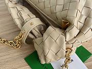 Bottega Veneta Jodie Chain Bag Beige Size 23 x 28 x 8 cm - 2