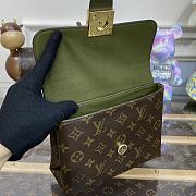 Louis Vuitton Locky BB Bag Green M44797 Size 20 x 16 x 7.5 cm - 5