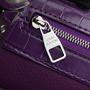 Louis Vuitton LV Capucines MM Crocodilien Brillant Purple Size 31.5 x 20 x 11 cm - 2