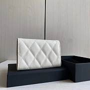 Chanel Wallet White Caviar Leather Size 7.5 x 11.3 x 2.1 cm - 5