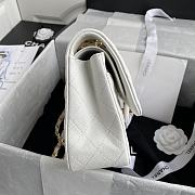 Chanel Classic Flap Bag A01112 Caviar White Size 15.5 x 25.5 x 6.5 cm - 6
