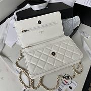 Chanel WOC White Caviar Handbag Size 19 cm - 3