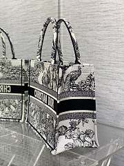 Dior Book Tote Medium Size 36 x 18 x 28 cm - 4