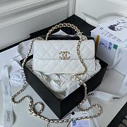 Chanel Chain Strap CC Logo Handle AP3238 White Size 19 x 10 x 4.5 cm - 1