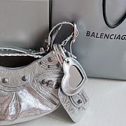 Balenciaga Le Cagole Leather Shoulder Bag Silver Size 26 x 16 x 10 cm - 3