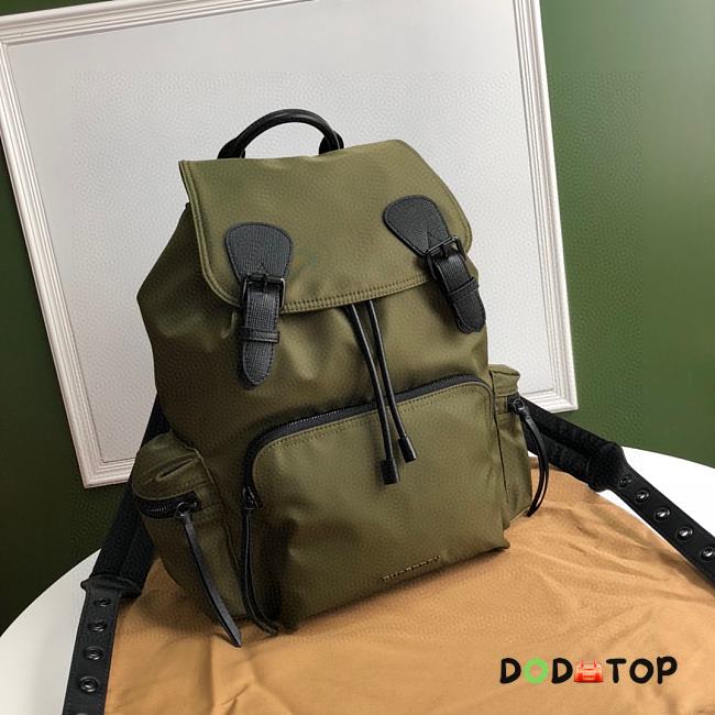 Burberry Rucksack Military Backpack Green Size 28 x 15 x 42 cm - 1