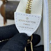 Louis Vuitton M82521 Chain Bag Clutch Size 25 x 20 x 5.5 cm - 6