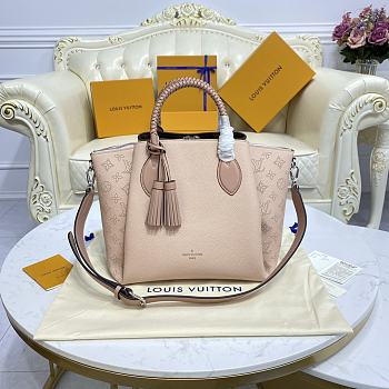 Louis Vuitton Lu Hina M55030 Handbag Pink Size 31 x 14 x 28 cm
