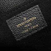 Louis Vuitton LV M46596 Black Pochette Métis East West Size 21.5 × 13.5 × 6 cm - 3