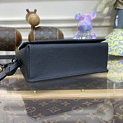 Louis Vuitton M82085 Fastline Wearable Bag Black Size 17.3 x 12 x 7 cm - 3