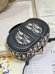Dior CD Signature Oval Camera Bag Size 18 x 6 x 11 cm - 3