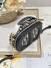 Dior CD Signature Oval Camera Bag Size 18 x 6 x 11 cm - 2