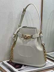 Dior Medium C'est Dior Bucket Bag White Size 24 cm - 2