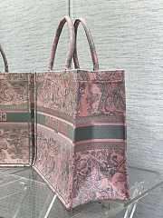 Dior Pink and Gray Toile de Jouy Sauvage Embroidery Book Tote Size 42 x 18 x 35 cm - 6