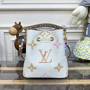 Louis Vuitton NeoNoé Bucket Bag M22985 Apricot Size 20 x 20 x 13 cm - 6