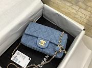 Chanel Flap Bag Denim Size 21 x 17 x 6 cm - 6