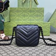 GG Marmont Matelassé Belt Bag Black Size 12 x 12.5 x 7 cm - 4