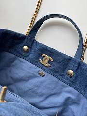 Chanel 22p Denim Graffiti Shopping Bag Blue Size 51 x 43 x 3 cm - 4