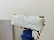 Valentino Garavani Roman Stud Chain Bag Small White Size 24 x 16 x 10 cm - 6