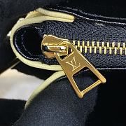 Louis Vuitton Coussin Small Handbag Yellow Size 26 x 20 x 12 cm - 5