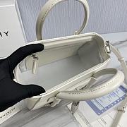 Givenchy Antigona Lock White Bag Size 23 x 27 x 13 cm - 6