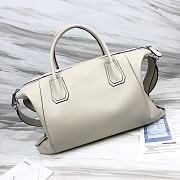 Givenchy Antigona White Bag Size 45 x 9 x 35 cm - 5