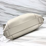 Givenchy Antigona White Bag Size 45 x 9 x 35 cm - 4