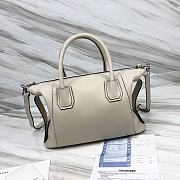 Givenchy Antigona White Bag Size 30 x 8 x 25 cm - 5