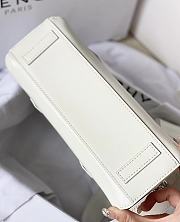 Givenchy Antigona Stretch Handbag White Size 22 x 12 x 8 cm - 5