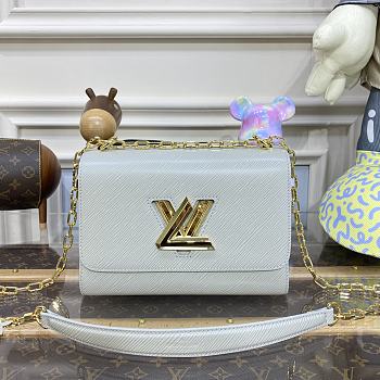 Louis Vuitton Twist M21026 Fog White Diamond Chain Size 23 x 17 x 9.5 cm