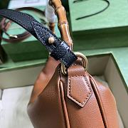 Gucci Diana Shoulder Bag In Brown Leather Size 30 x 23 x 6.5 cm - 3