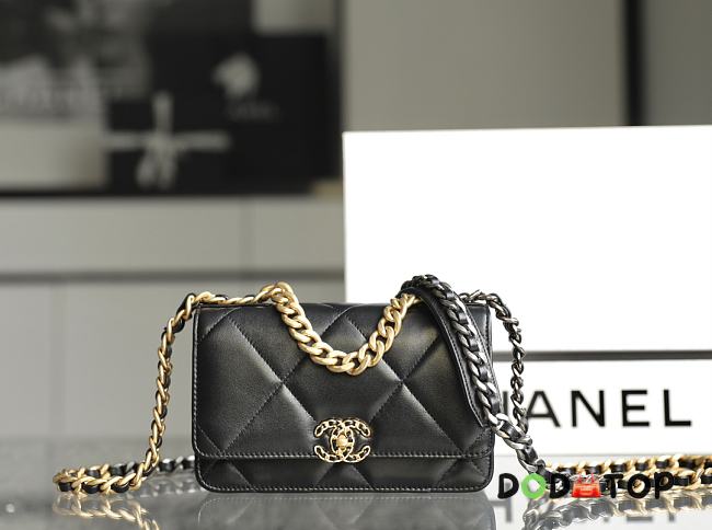 Chanel WOC Black Bag Size 12 x 19.5 x 3.5 cm - 1