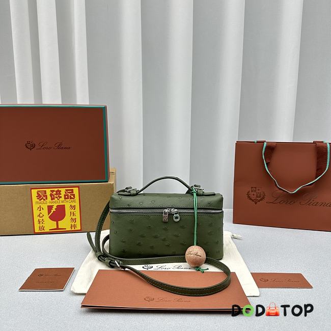 Loro Piana Pocket Ostrich Leather Handbag Green Size 19 × 7 × 12 cm - 1