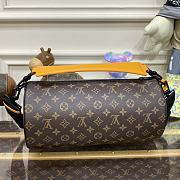 Louis Vuitton Soft Polochon MM Monogram Macassar Canvas M46691 Size 33 x 17 x 17 cm - 4