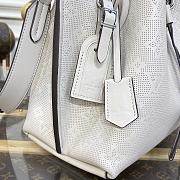 Louis Vuitton LV Muria Bucket Bag M21006 Apricot Size 25 x 25 x 20 cm - 3